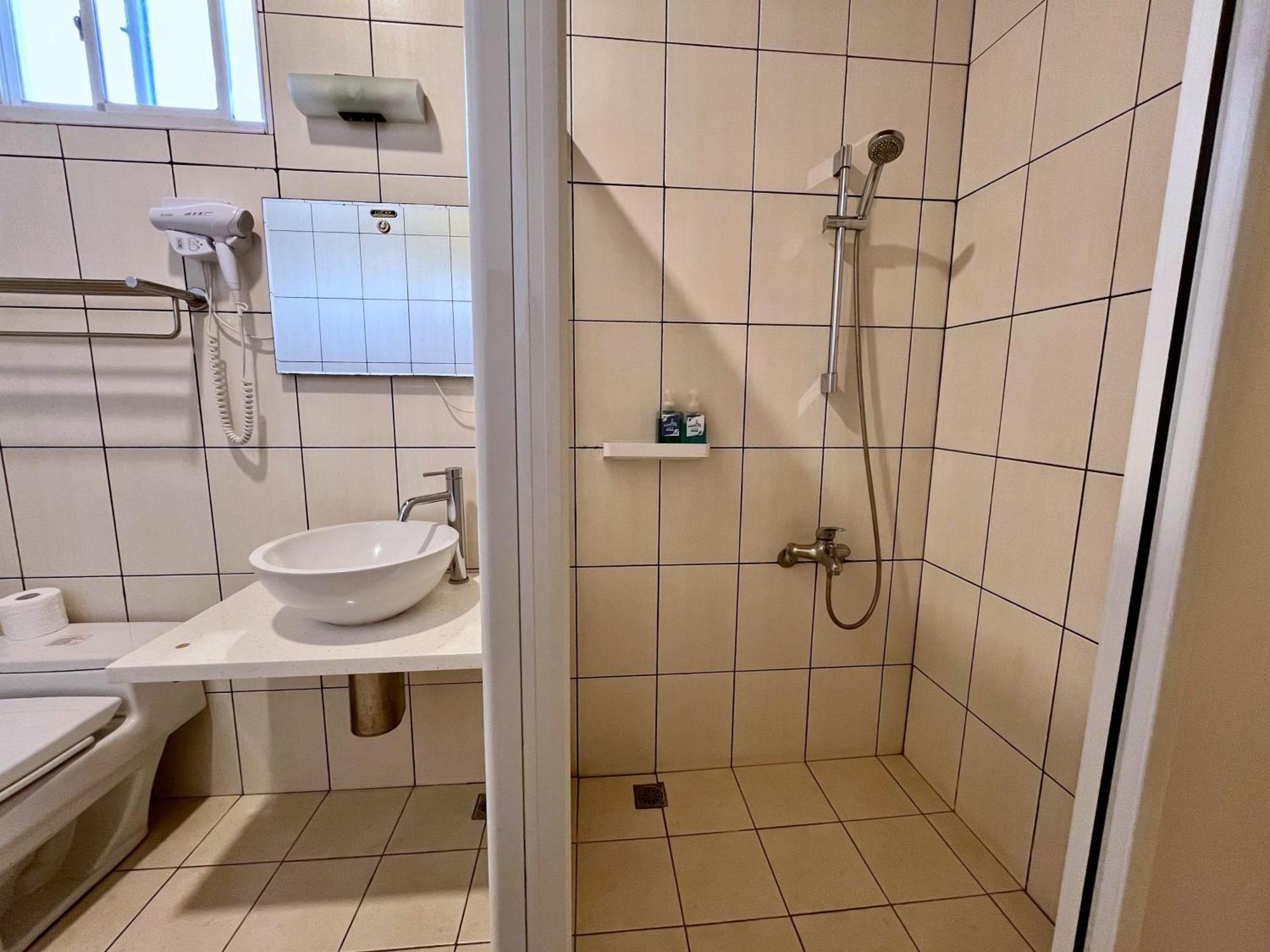 The Blue Lagoon B&B 豊浜郷 エクステリア 写真